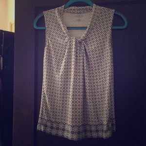 Talbots Sleeveless Patterned Woman’s Medium Blouse
